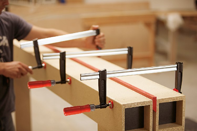 BESSEY TPN50S14BE svěrka šroubová z temperované slitiny 500x140 mm