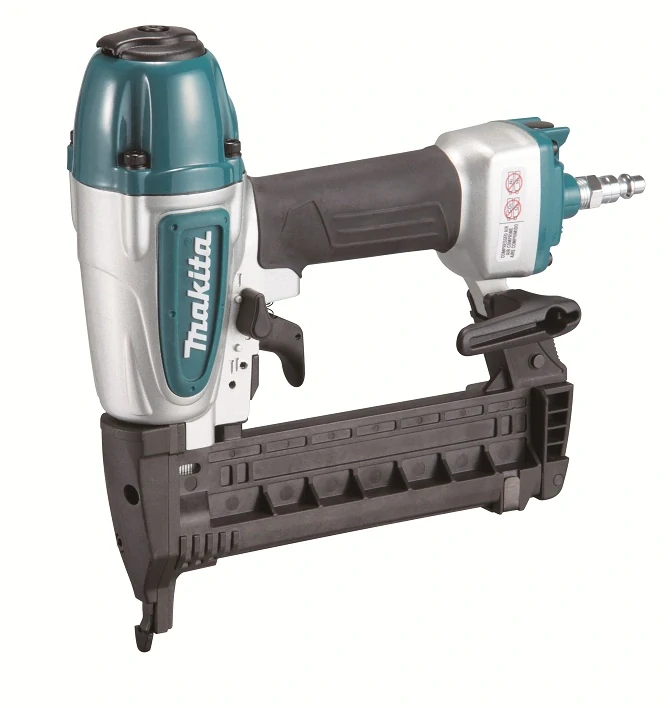 MAKITA AT638A pneu sponkovačka 15-38 mm