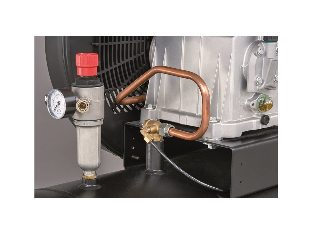 NUAIR NB5/5,5FT/270 AP vysokotlaký olejový kompresor 4kW, 14bar
