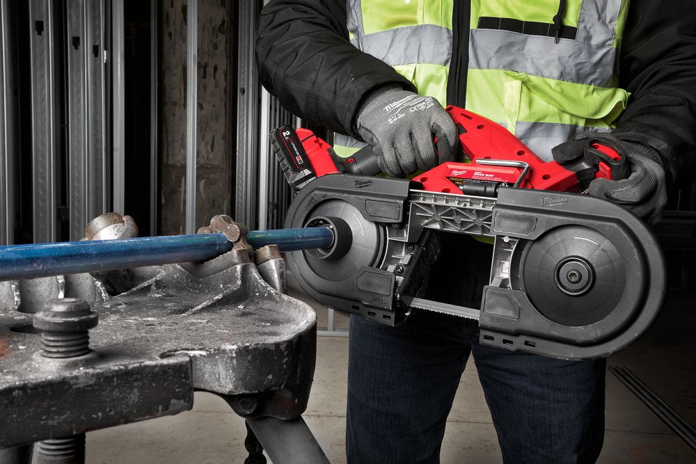 MILWAUKEE M18 FBS85-0C Aku pásová pila 85mm, 18V (bez aku) - 4933471496
