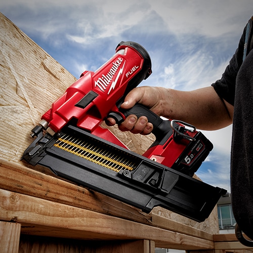 MILWAUKEE M18 FFN21-0C FUEL Aku 21° hřebíkovačka na kotevní hřebíky 18V (bez aku) - 4933478993