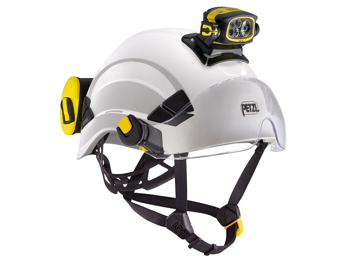 PETZL PRO ADAPT adaptér pro připojení čelovky DUO na přilbu