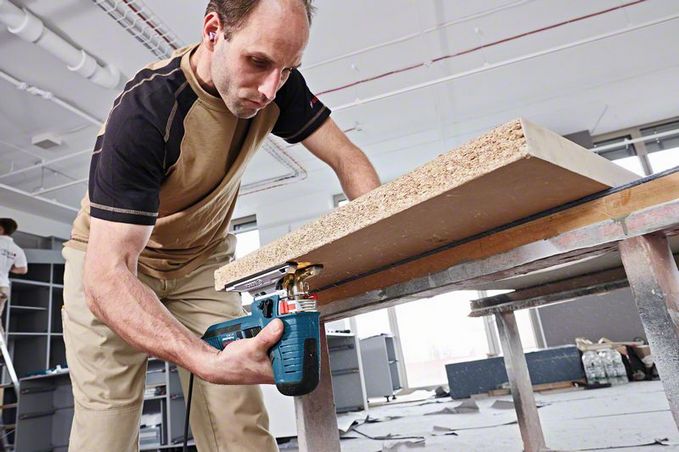 Bosch GST 160 CE Professional kmitací pila - 0601517000