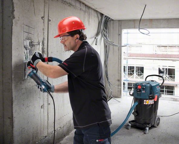 Bosch GAS 55 M AFC Professional průmyslový vysavač - 06019C3300