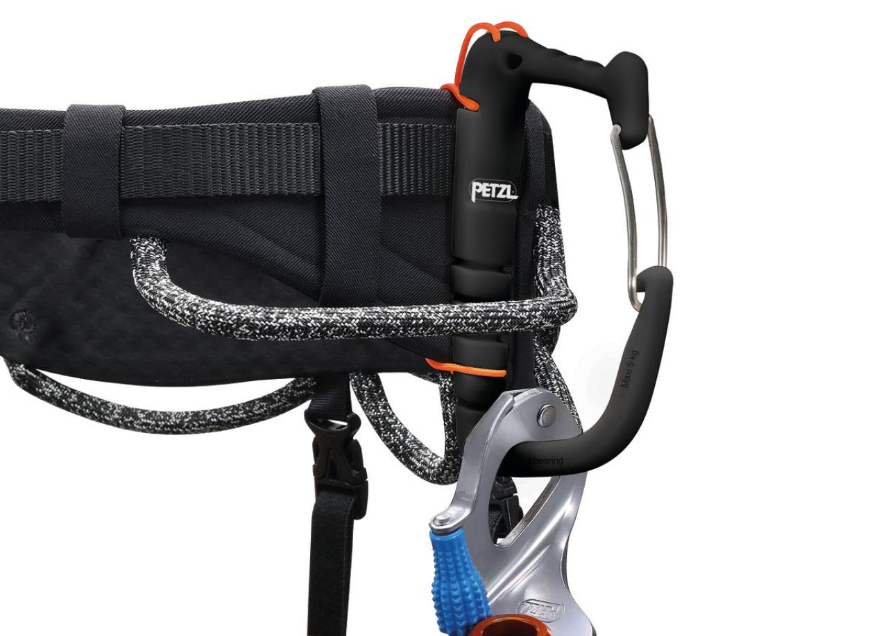 PETZL AQUILA XL sedací úvazek černý