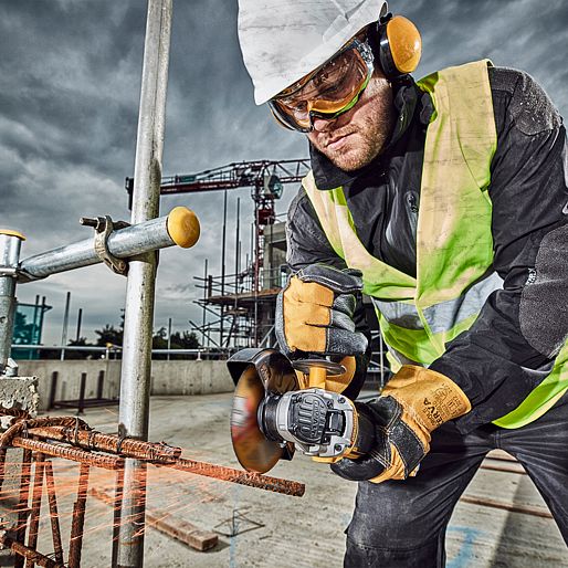 DEWALT DCG405P2T Aku úhlová bruska 125mm, XR 18V 2x 5,0Ah + TSAK KUFR