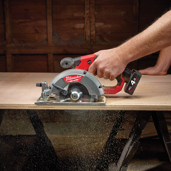 MILWAUKEE M12 CCS44-0 Aku okružní pila 18V (bez aku) - 4933448225