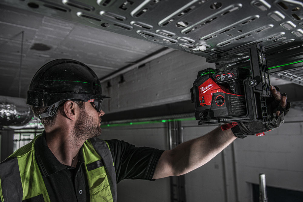 MILWAUKEE M12 3PLKIT-401P Aku Křížový liniový laser včetně příslušenství 12V / 4,0Ah - 4933478960
