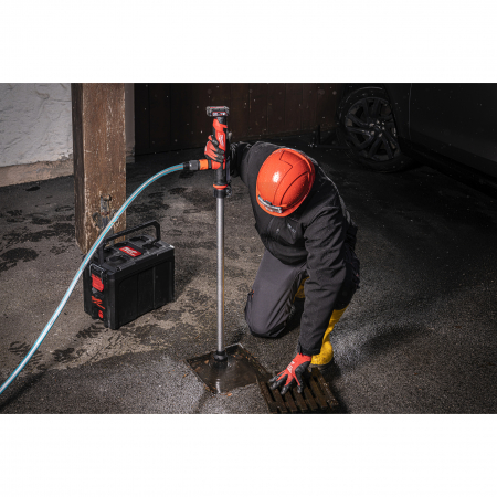 MILWAUKEE M12 BSWP-0 Aku HYDROPASS uhlíkové tyčové vodní čerpadlo 12V (bez aku)