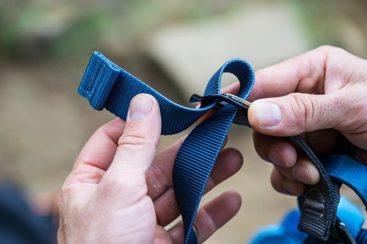 PETZL CORAX 2 Navy Blue sedací úvazek modrý