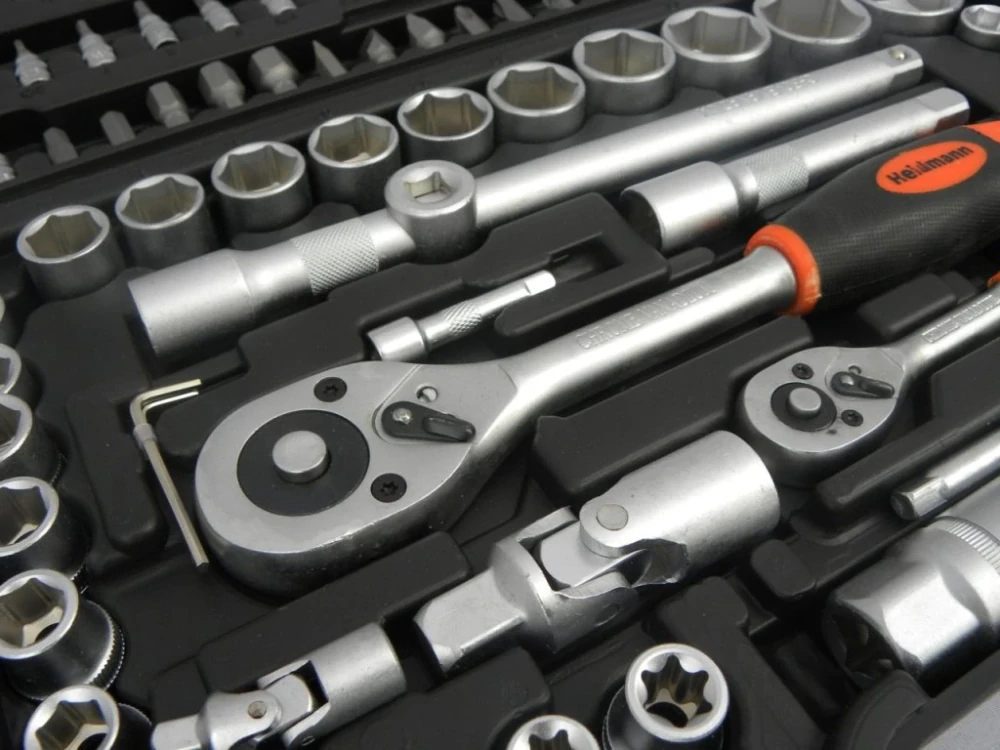 GEKO G10151 Gola sada 1/4" a 1/2", pro hobby využití, 108 dílů