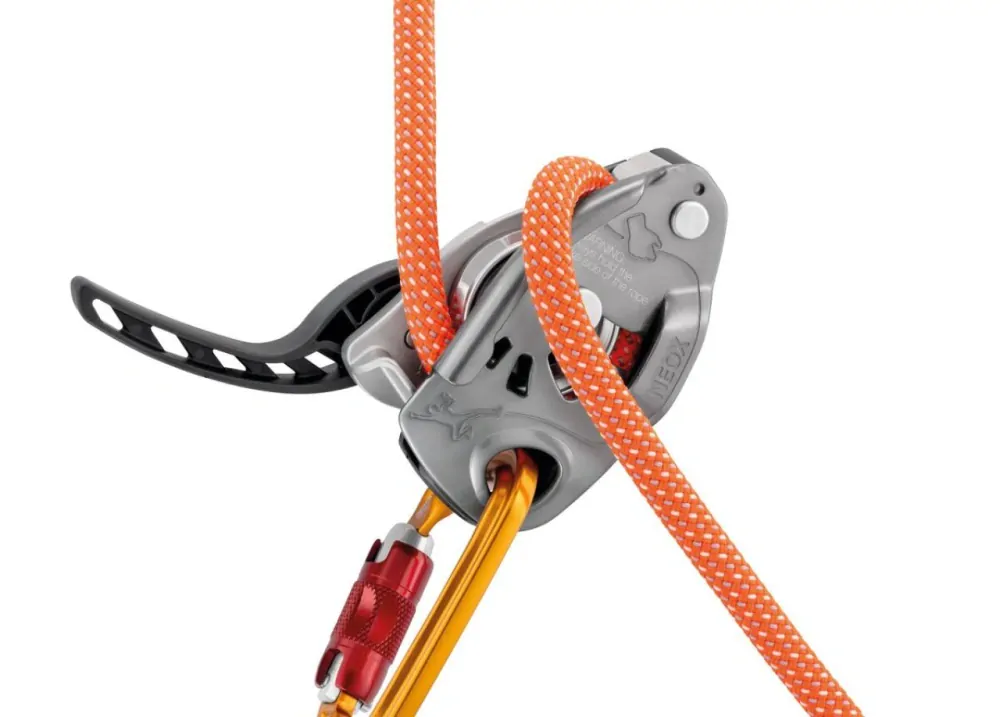 PETZL NEOX LIGHT GRAY jistící brzda šedá