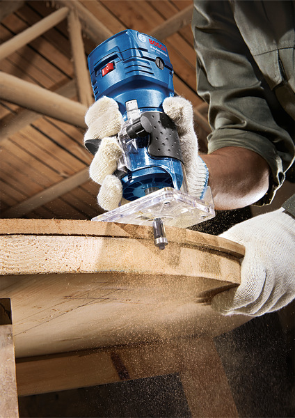 BOSCH GKF 550 Professional ohraňovací frézka - 06016A0020