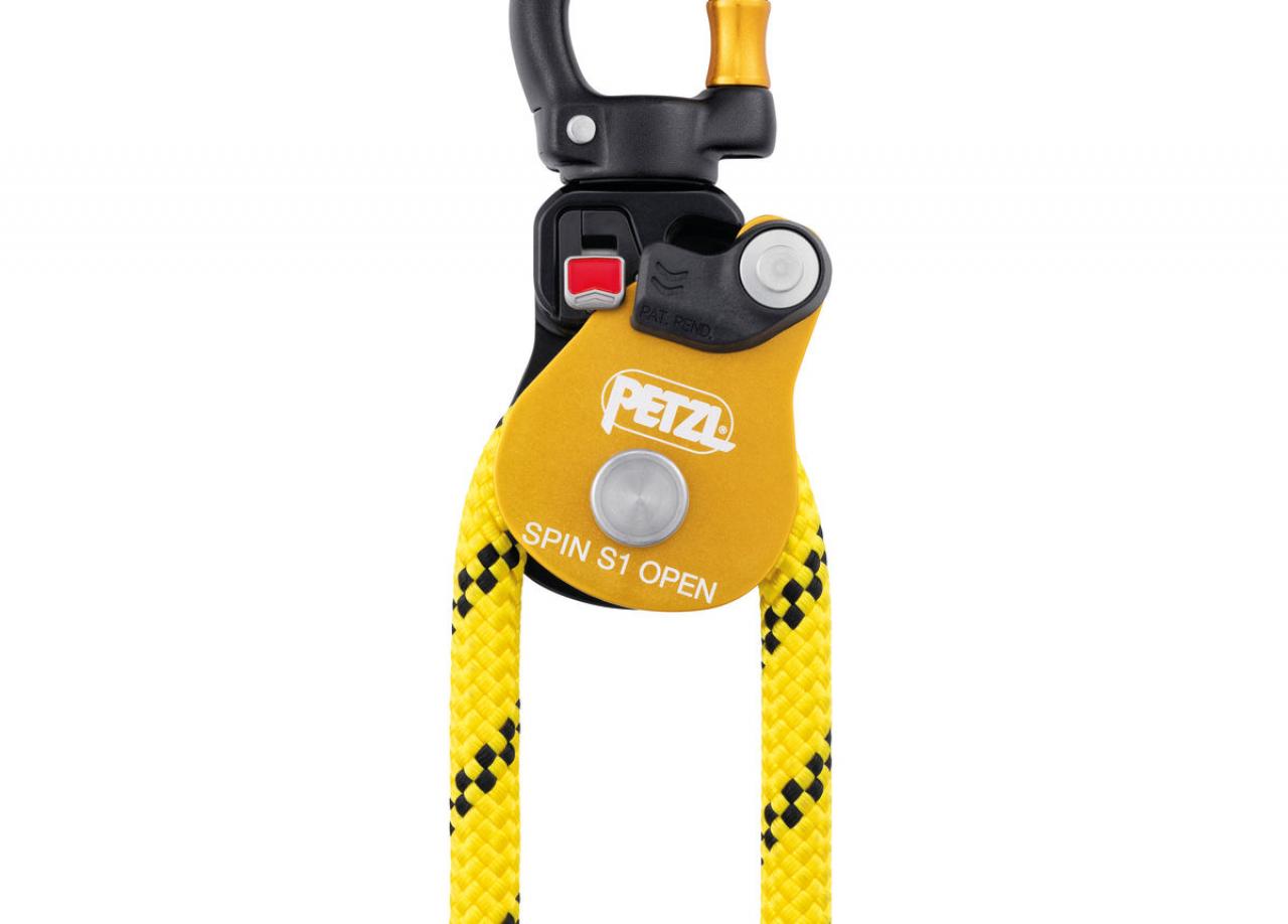 PETZL SPIN S1 OPEN jednostranná kladka s otočným závěsem (swivelem)
