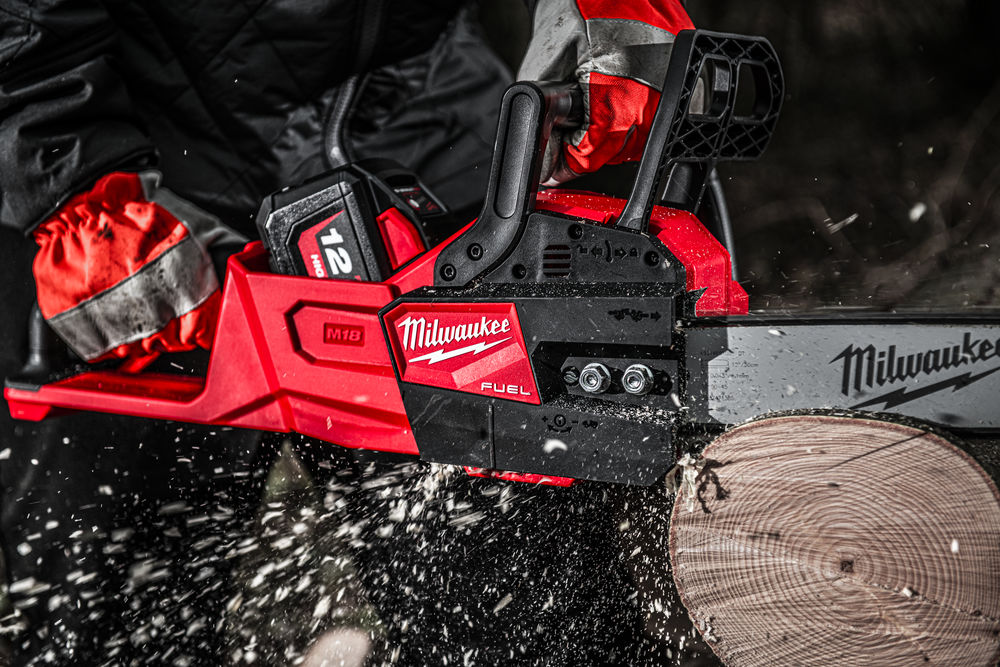 MILWAUKEE M18 FCHSC-0 Aku řetězová pila 30cm, 18V (bez aku) - 4933471441