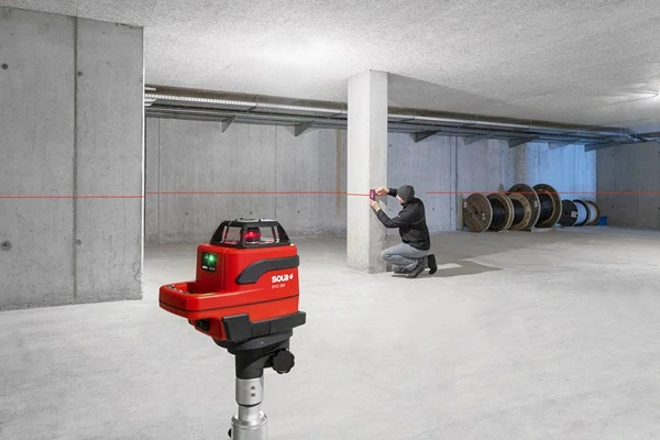 SOLA EVO 360 PROFESSIONAL Samonivelační rotační laser horizontální/vertikální