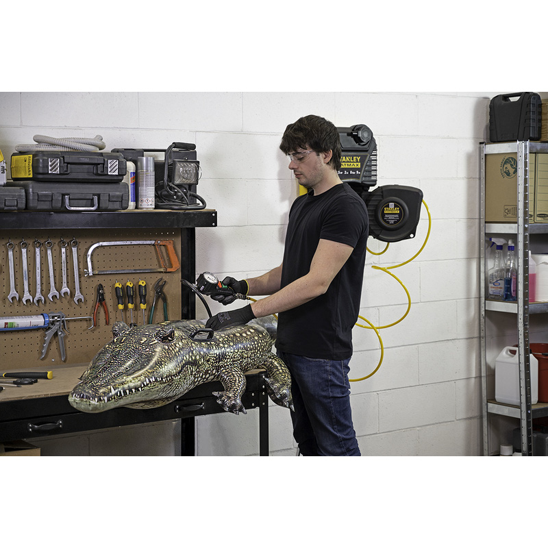 STANLEY WALL TECH PRO bezolejový kompresor + hadice s navíjecím bubnem - FMXCMD152WE