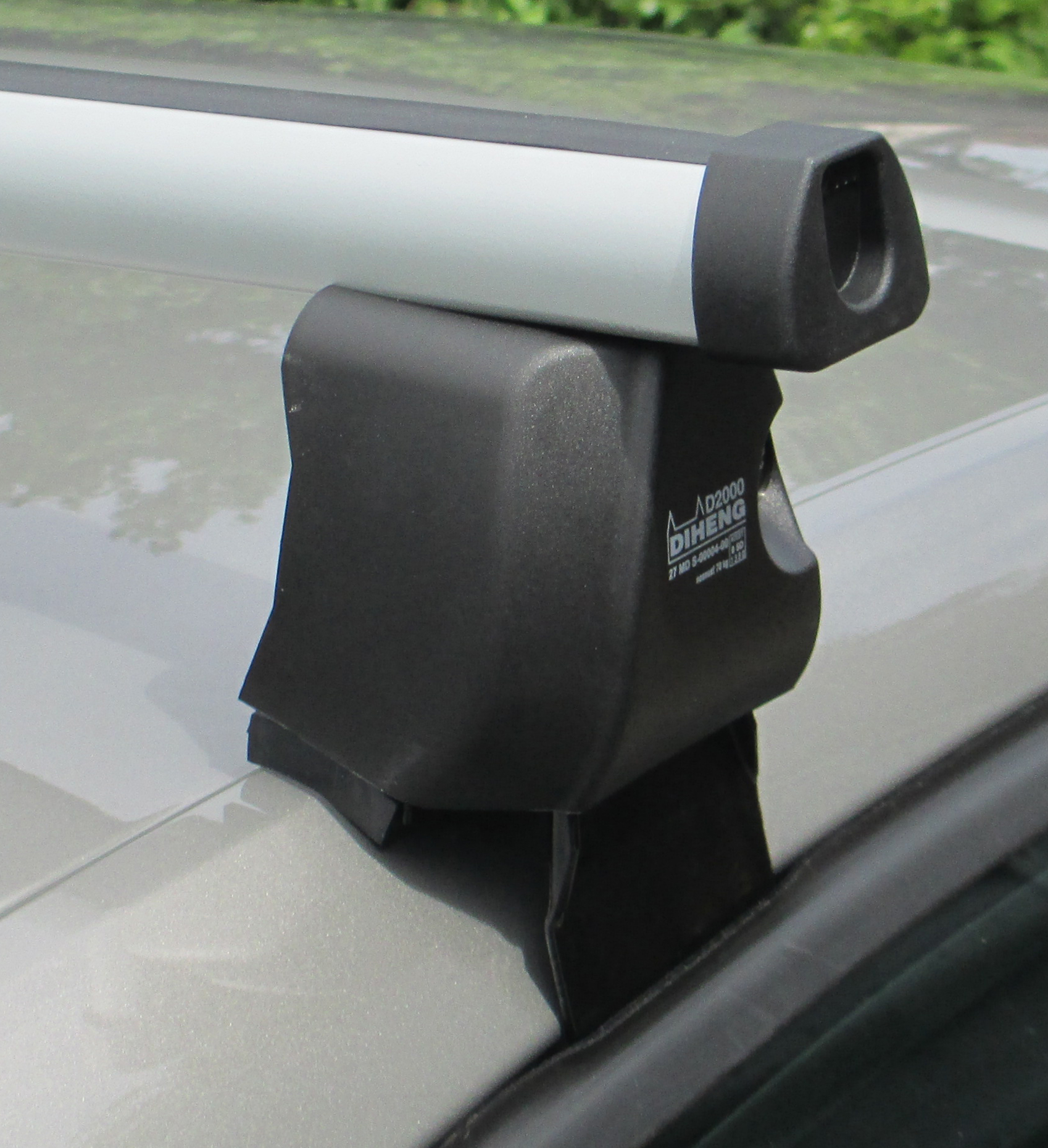 Compass 02324 Střešní nosič OCT III zámek ALU DIH - liftback