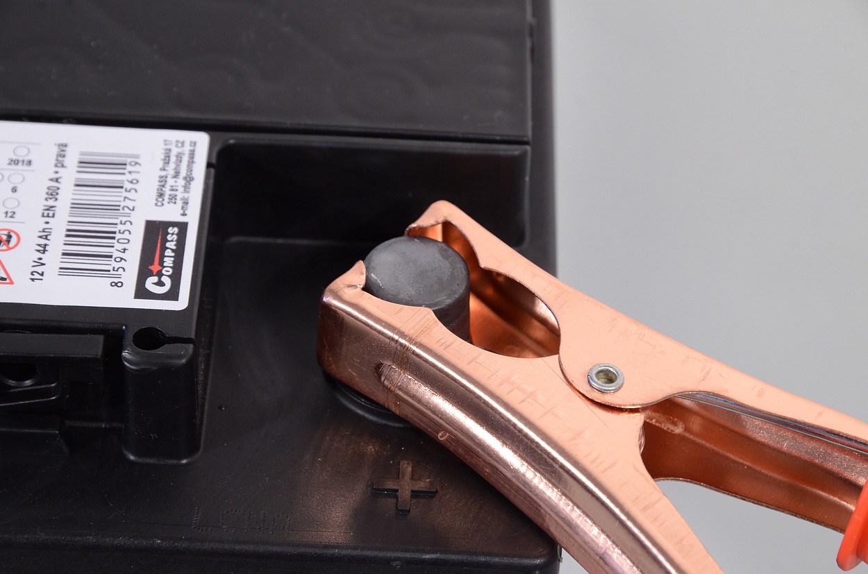 Compass 07172 Tester autobaterie zátěžový LED, 100A