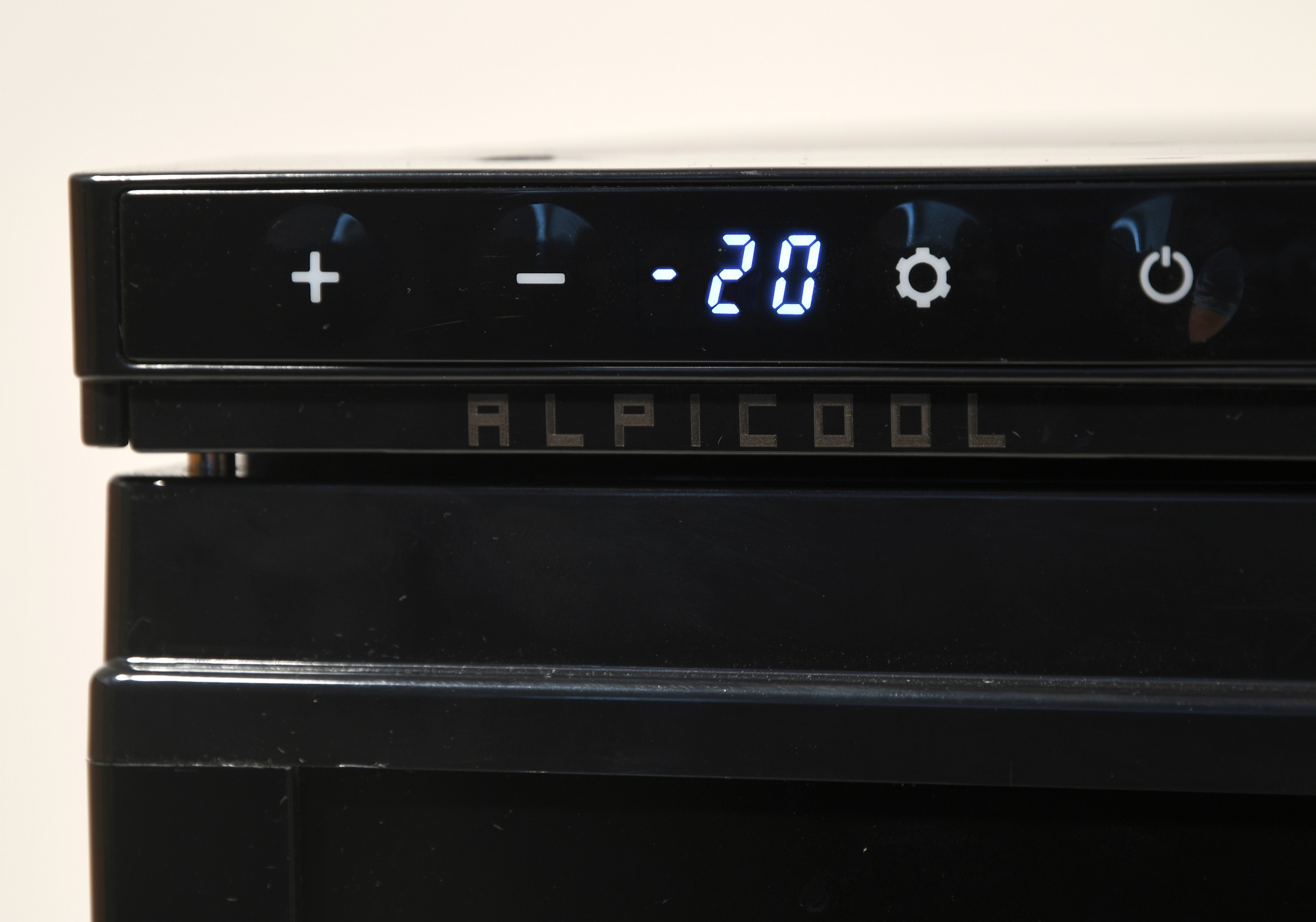 COMPASS 07076 Chladící box kompresor vestavný 50l 12/24V - Alpicool